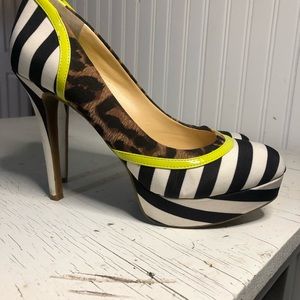 Gianni Bini Heel Style: JULIANNA002 Size: 8.5M